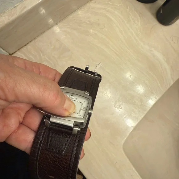 Fossil White Dial with Brown Leather Strap Watch nwot stainless steel.
